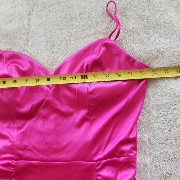 Pink Dress - Picture 5 of 6